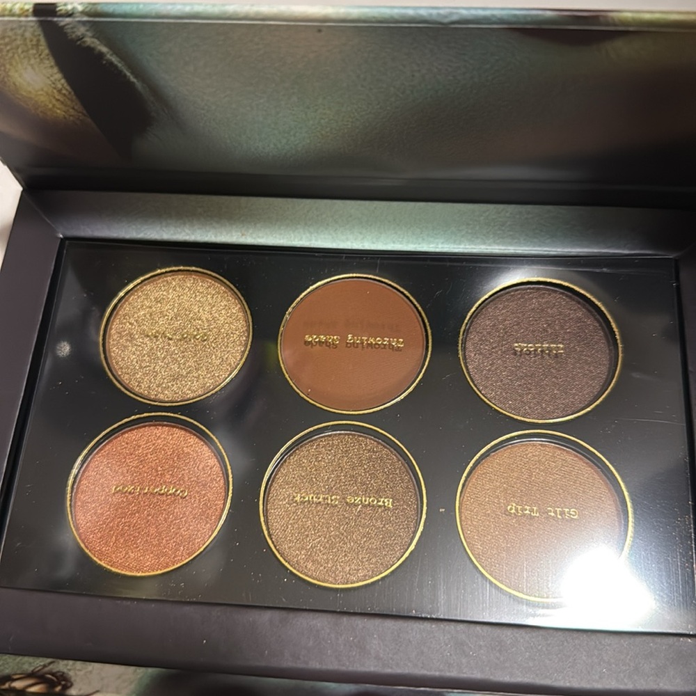 Pat McGrath labs eyeshadow